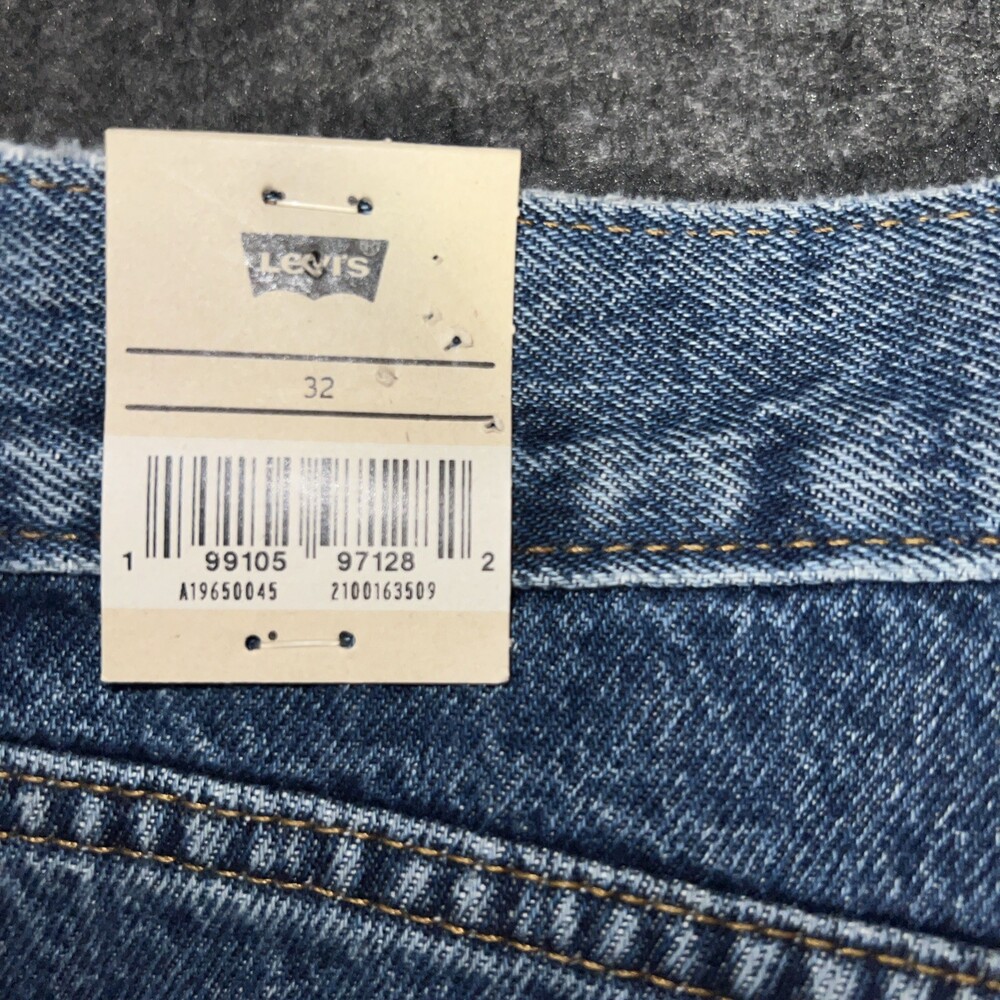 Levi's Women's High-Rise Baggy Shorts Woman Size 32 NWT Premium - Picture 8 of 9